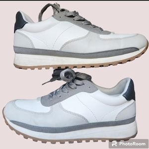 Universal Thread White & Gray Sneakers